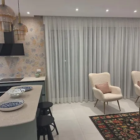 The Coastal Pine - 2br With Large Balcony & Bbq In San Pietro Premium Zone * Draç