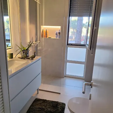 The Coastal Pine - 2br With Large Balcony & Bbq In San Pietro Premium Zone Draç